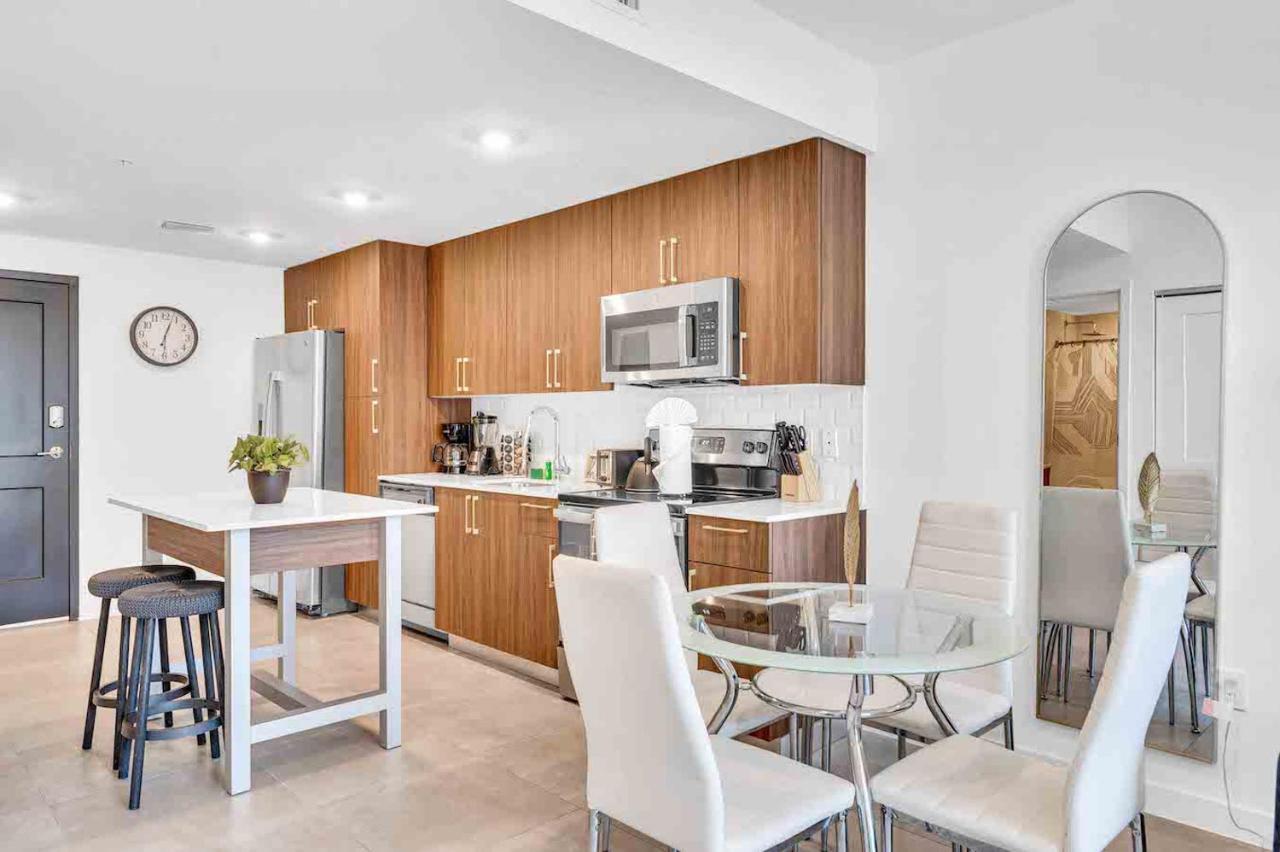 Appartamento Wonderful Unit In Downtown Miami With Free Parking Esterno foto
