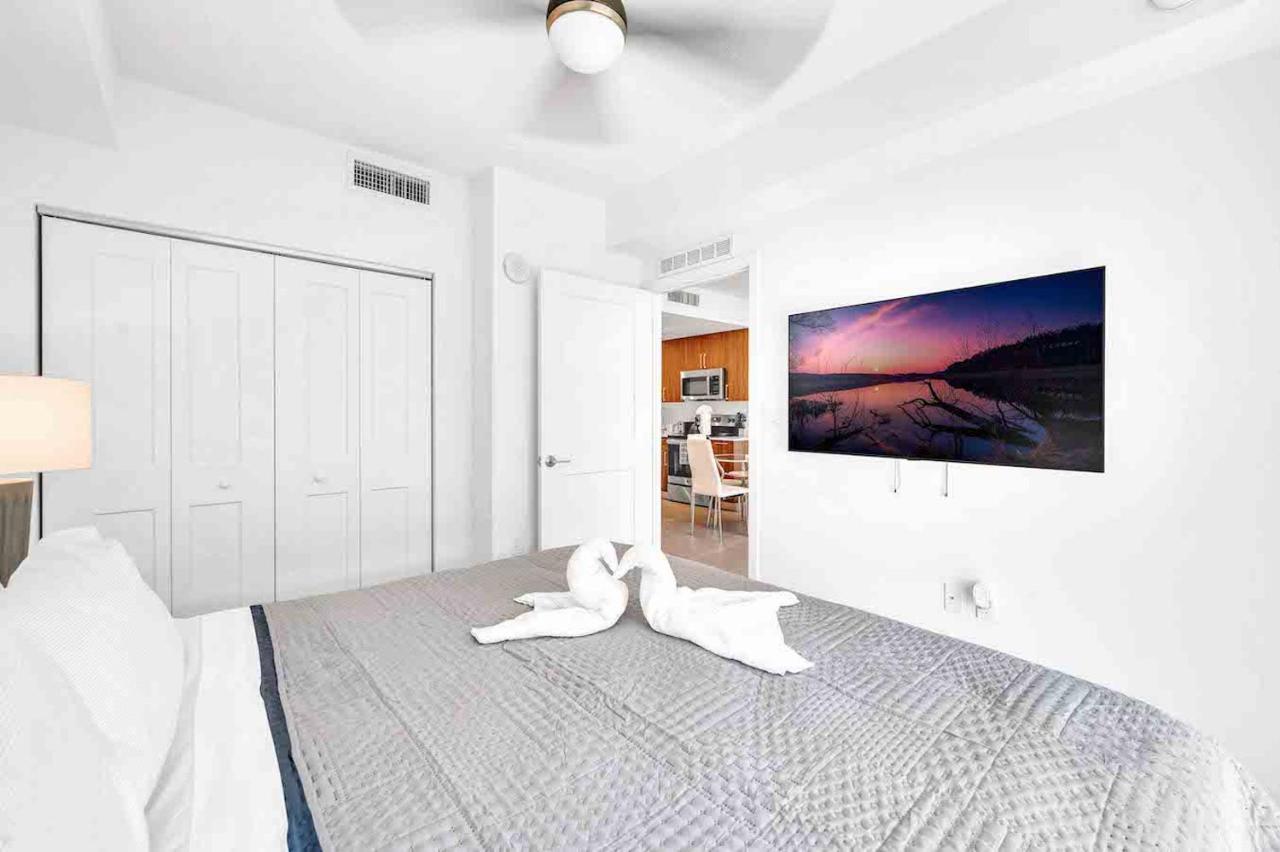 Appartamento Wonderful Unit In Downtown Miami With Free Parking Esterno foto