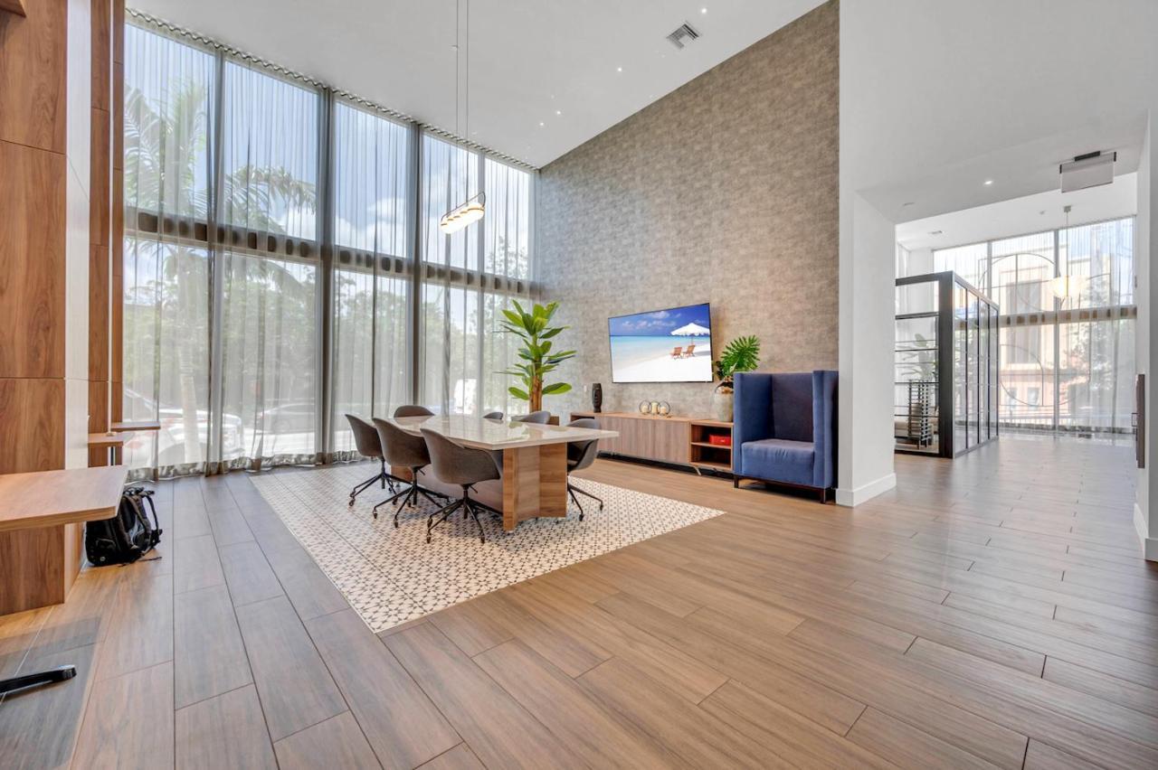 Appartamento Wonderful Unit In Downtown Miami With Free Parking Esterno foto