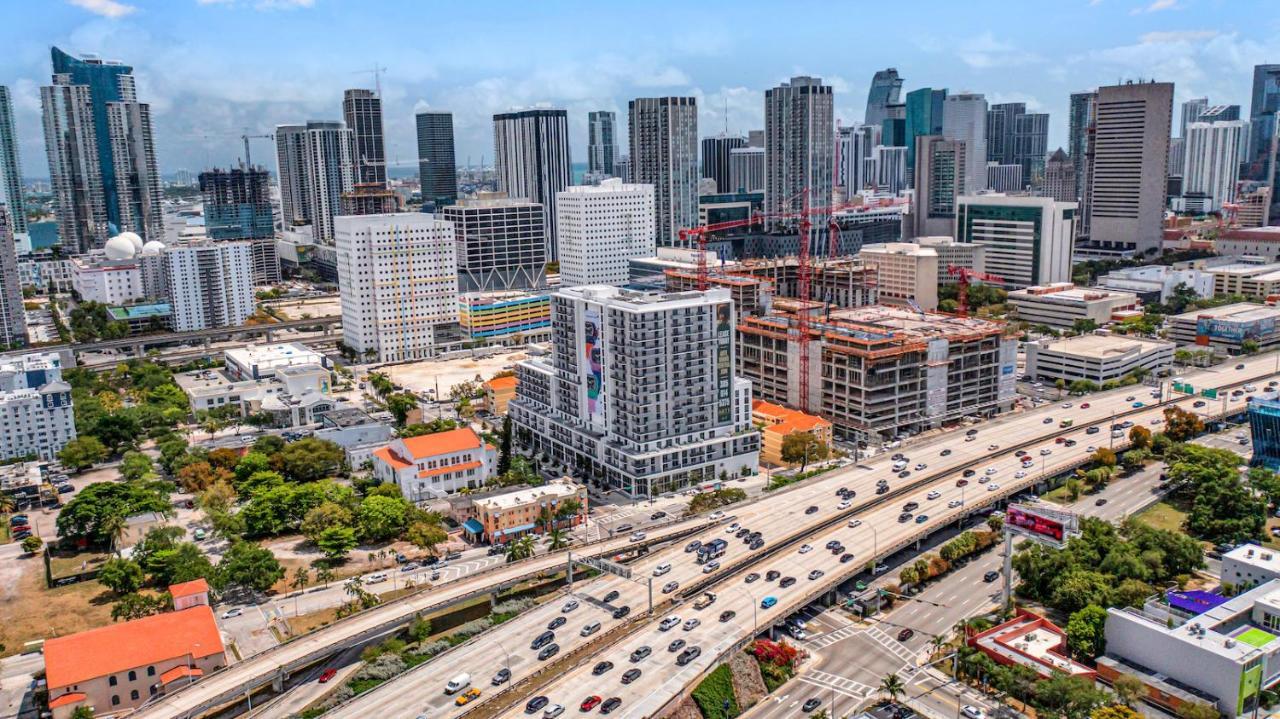 Appartamento Wonderful Unit In Downtown Miami With Free Parking Esterno foto