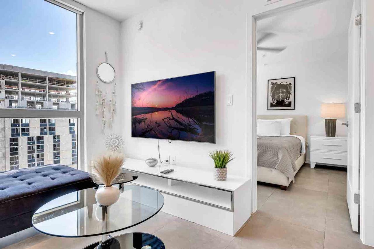 Appartamento Wonderful Unit In Downtown Miami With Free Parking Esterno foto