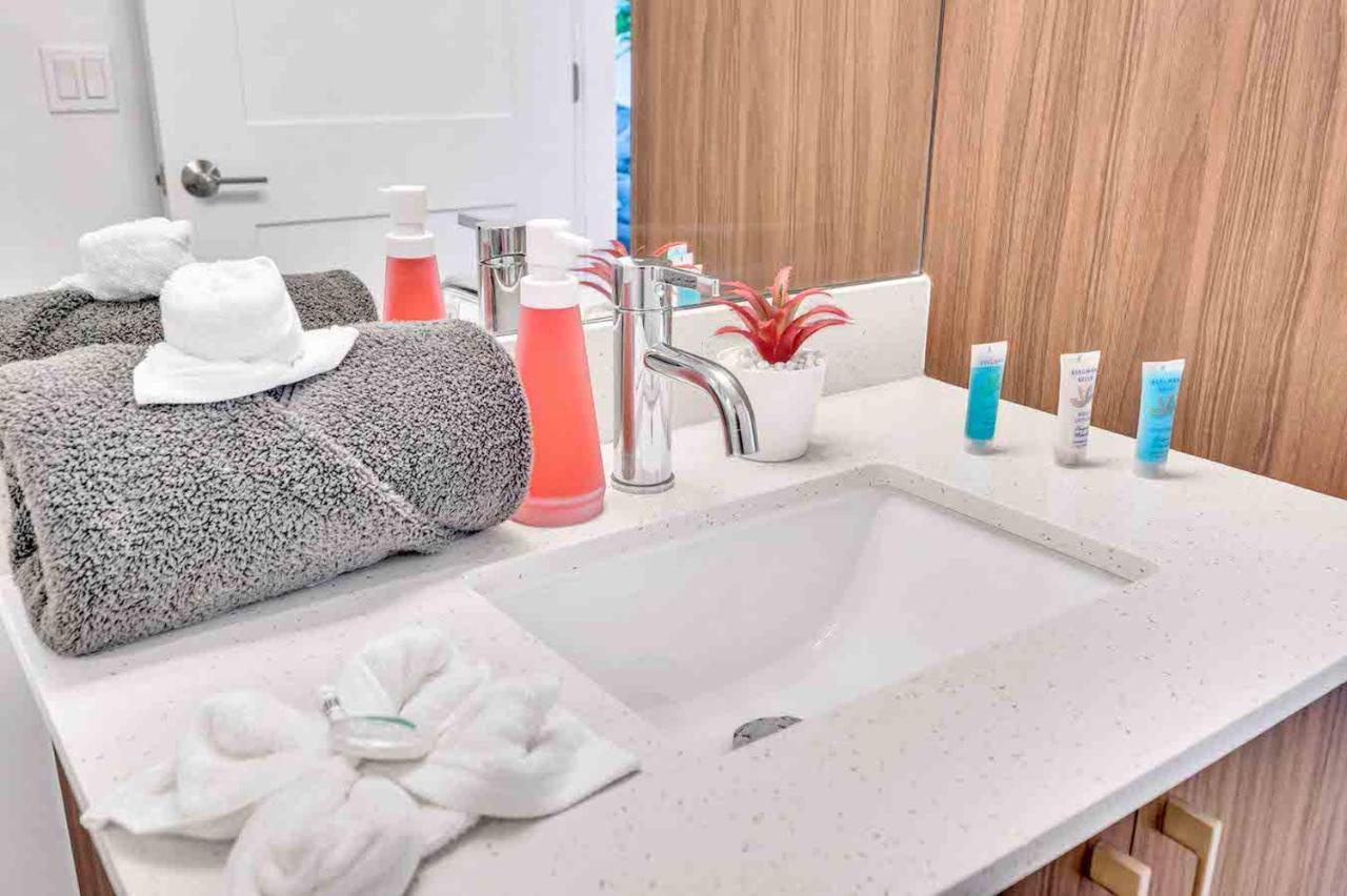 Appartamento Wonderful Unit In Downtown Miami With Free Parking Esterno foto