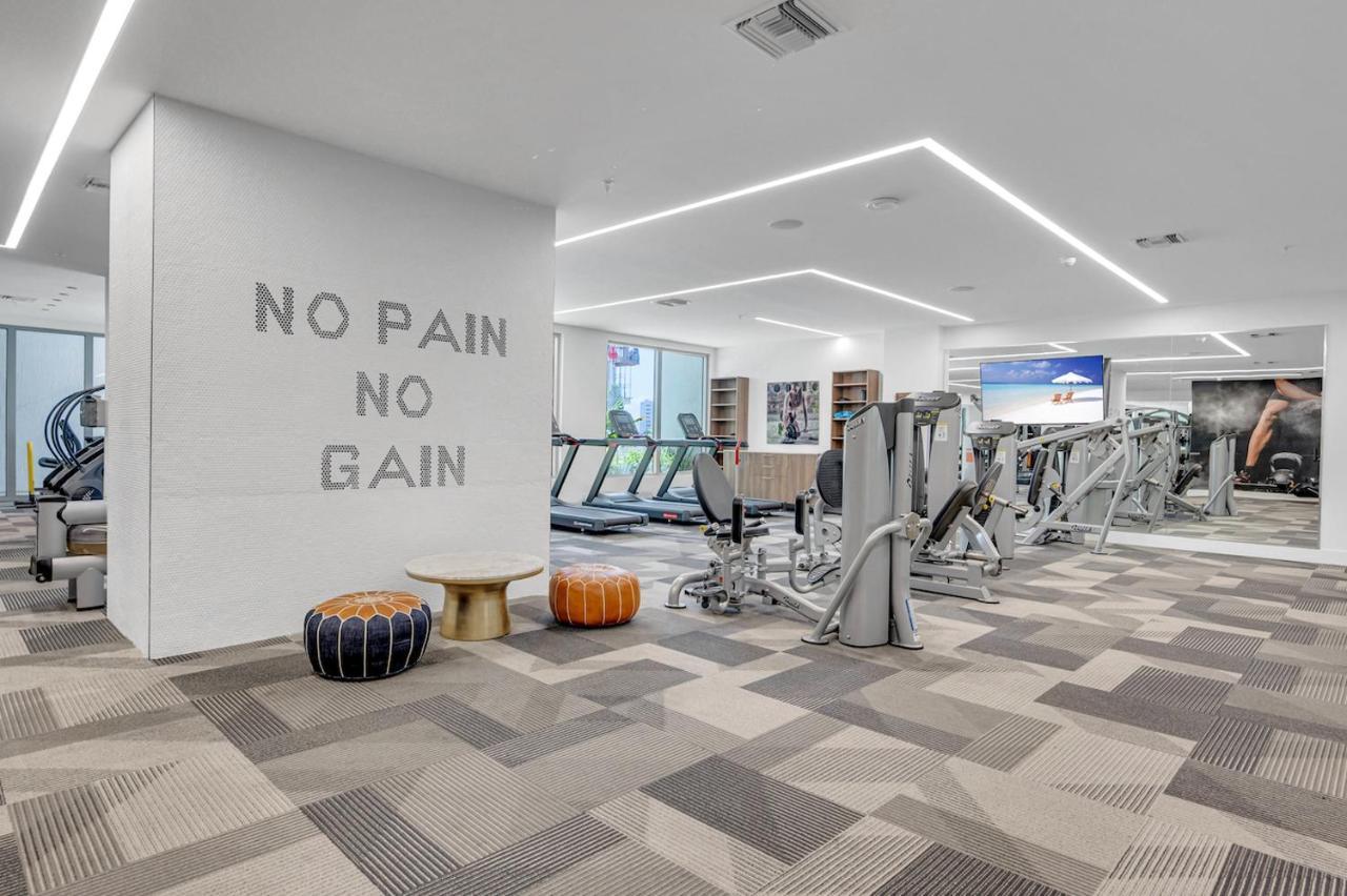 Appartamento Wonderful Unit In Downtown Miami With Free Parking Esterno foto